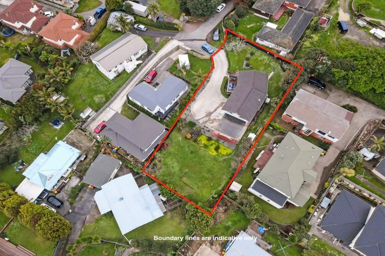 Photo of property in 6 Ancona Lane, Goodwood Heights, Auckland, 2105