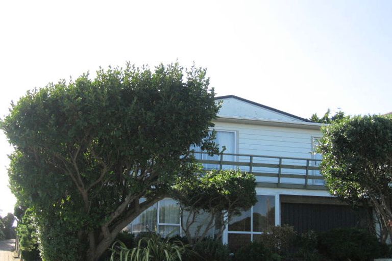 Photo of property in 74a Pope Street, Camborne, Porirua, 5026