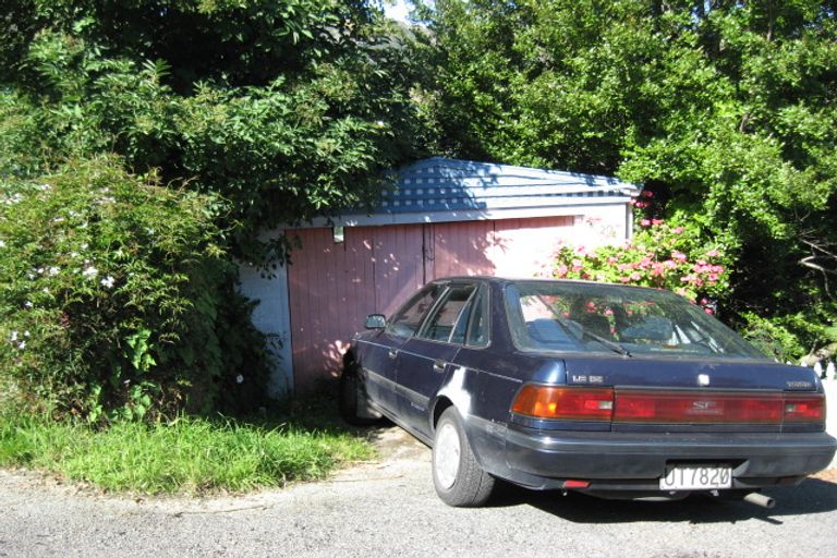 Photo of property in 22 Ticehurst Road, Lyttelton, 8082