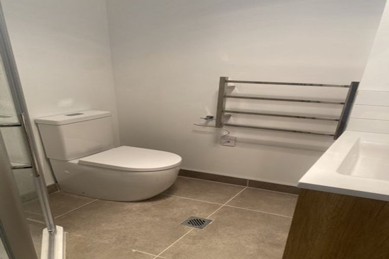 Photo of property in 15 Falcon Crescent, Hobsonville, Auckland, 0618