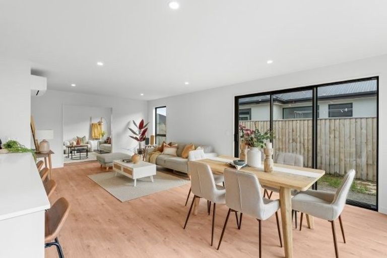 Photo of property in 6 Cam Mill Place, Rangiora, 7400