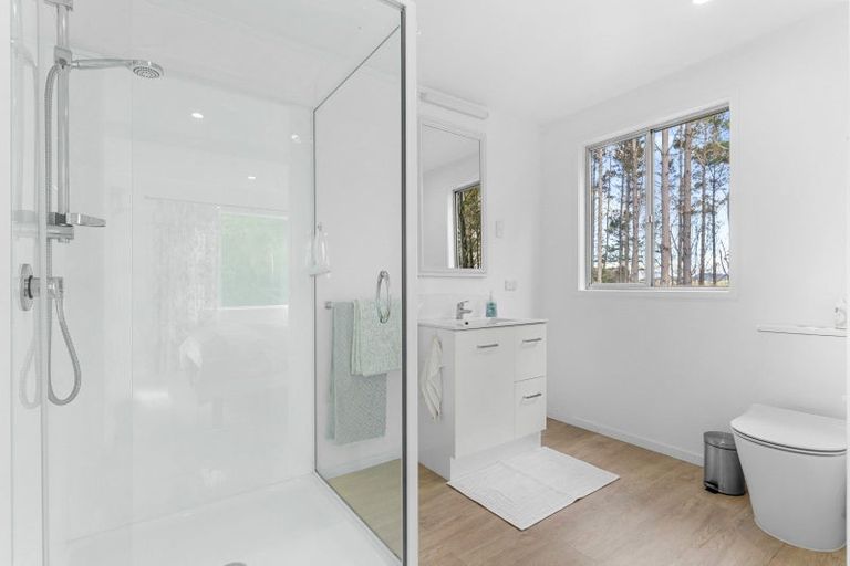 Photo of property in 115 Addison Road, Pataua South, Onerahi, 0192