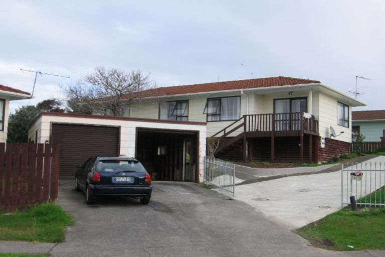 Photo of property in 2 Zircon Place, Wiri, Auckland, 2104