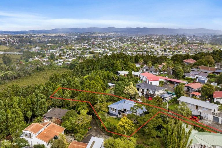 Photo of property in 81b Colwill Road, Massey, Auckland, 0614