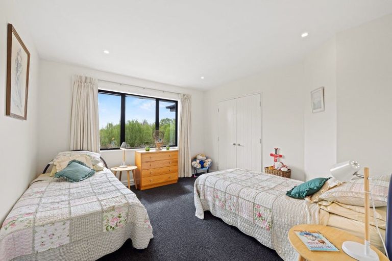 Photo of property in 51 Lewisham Park, St Albans, Christchurch, 8052