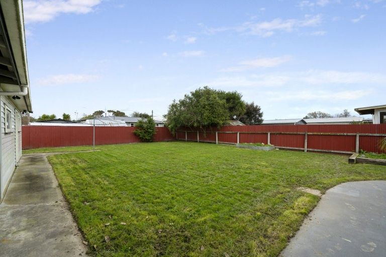 Photo of property in 12 Bristol Crescent, Roslyn, Palmerston North, 4414