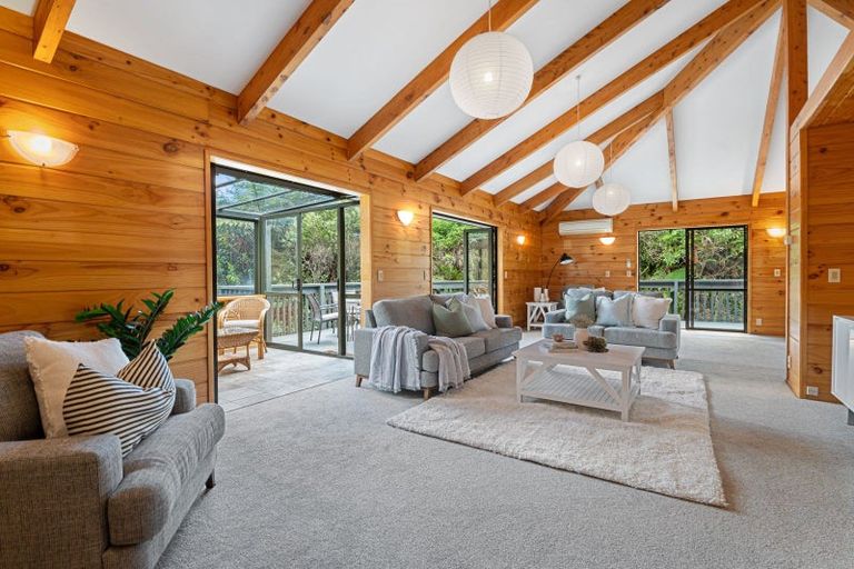 Photo of property in 4 Steep Street, Lake Okareka, Rotorua, 3076