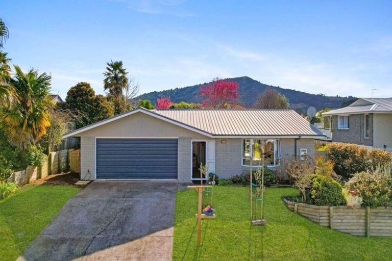 Photo of property in 41 Tawavale Street, Pukehangi, Rotorua, 3015
