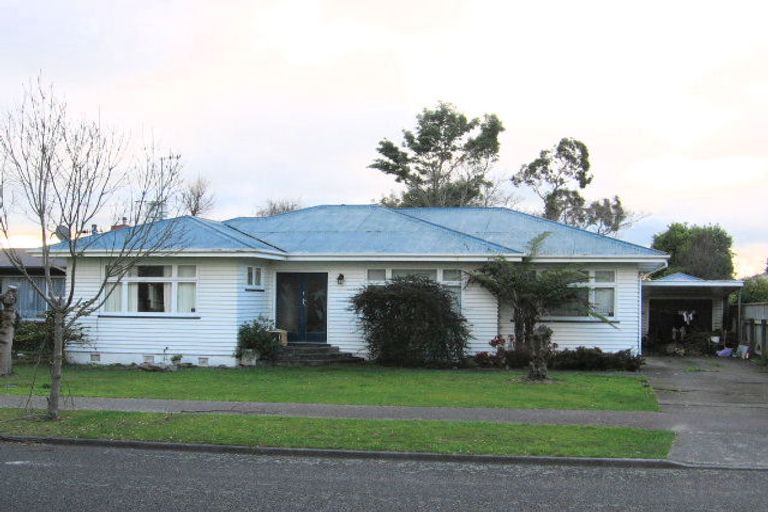 Photo of property in 64 Guy Avenue, Takaro, Palmerston North, 4410