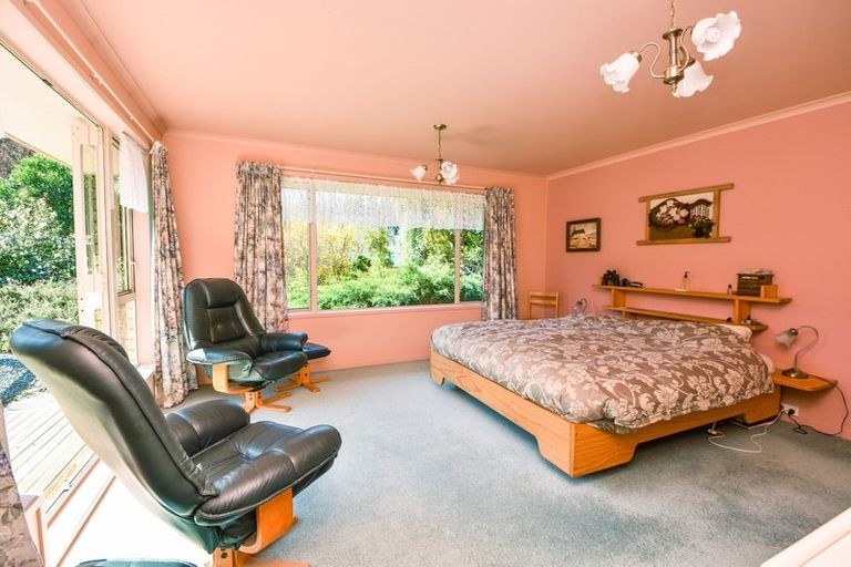 Photo of property in 265 No 1 Line, Tauwharenikau, Featherston, 5771