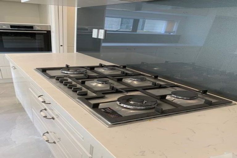 Photo of property in 40 Cooladawson Drive, Flat Bush, Auckland, 2019