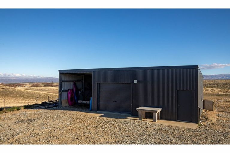 Photo of property in 461 Nelsen Ridge Road, Waikerikeri, Alexandra, 9393