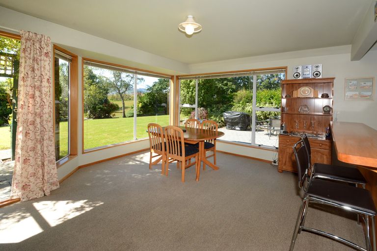 Photo of property in 27 Weir Street, Green Island, Dunedin, 9018