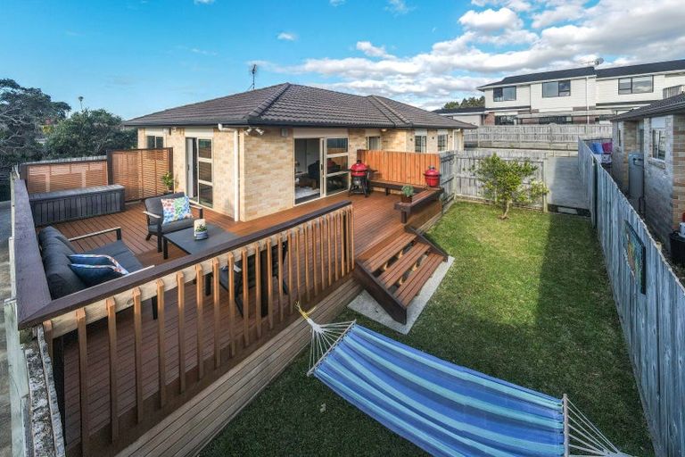 Photo of property in 25 Drake Street, Howick, Auckland, 2014