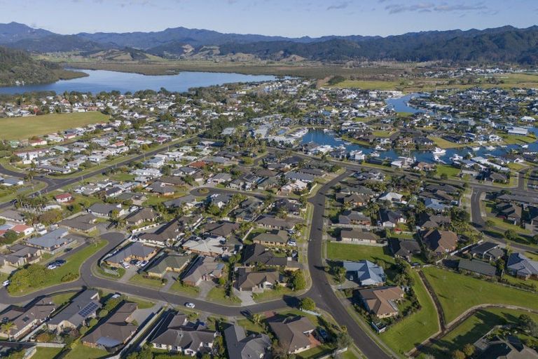 Photo of property in 2 Heritage Close, Whitianga, 3510