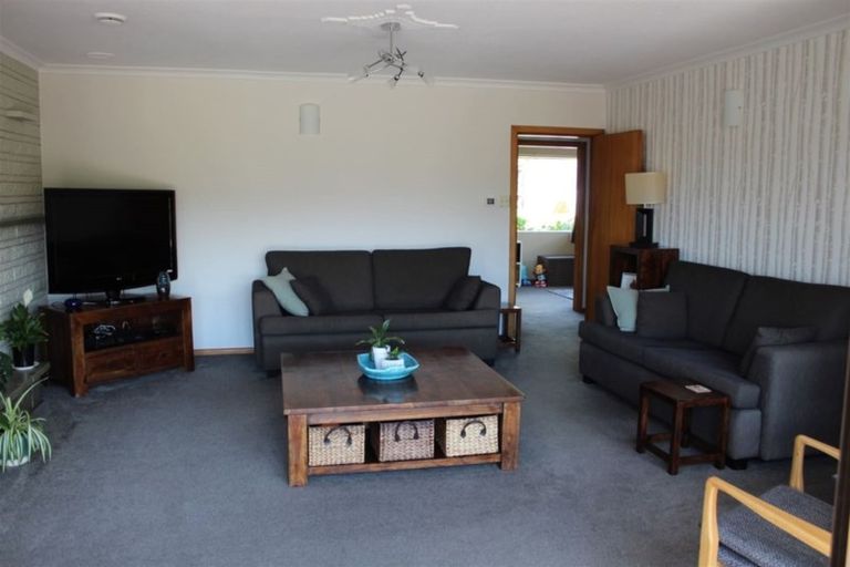 Photo of property in 90 Douglas Street, Highfield, Timaru, 7910