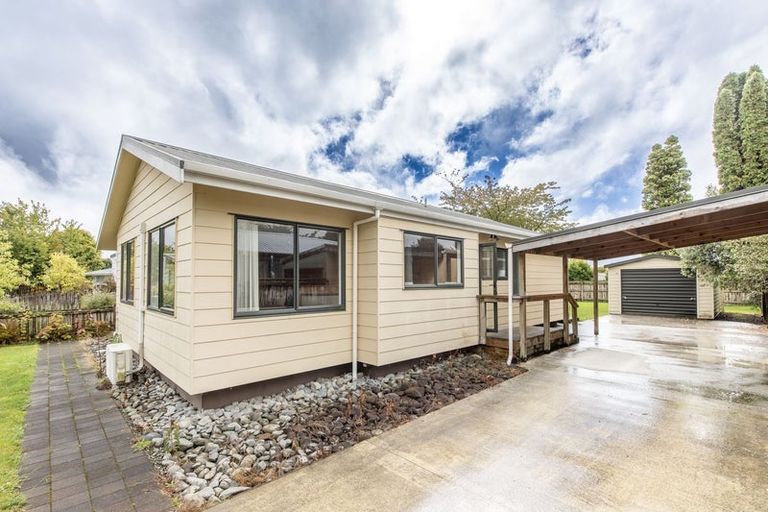 Photo of property in 14 Poihaere Street, Turangi, 3334