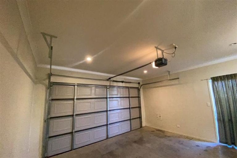 Photo of property in 471 Great South Road, Opaheke, Papakura, 2113