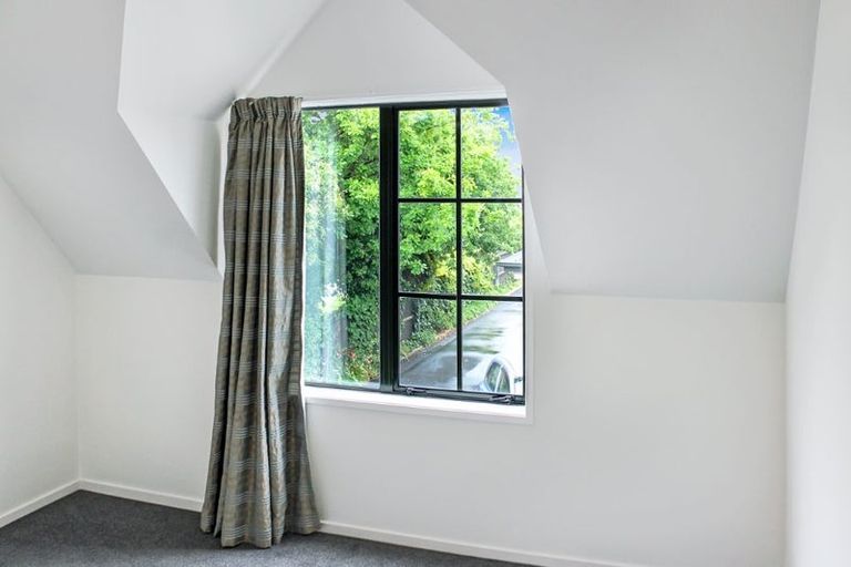 Photo of property in 46d Division Street, Riccarton, Christchurch, 8041