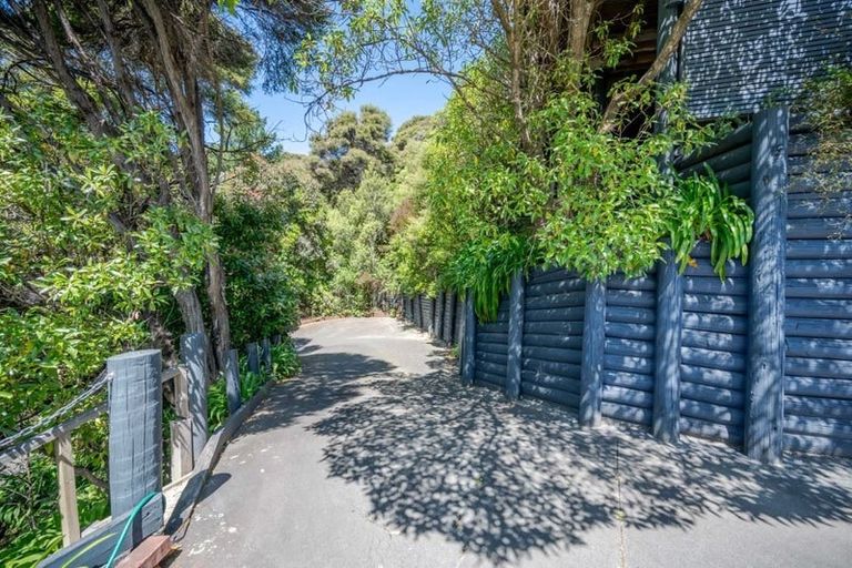 Photo of property in 33 Kingfisher Road, Takamatua, Akaroa, 7581