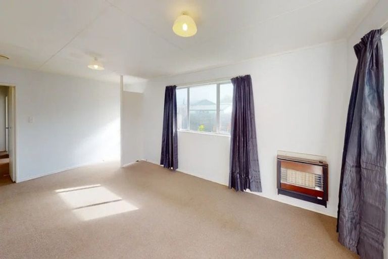 Photo of property in 90a Karaka Street, Castlecliff, Whanganui, 4501