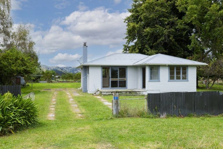 Photo of property in 12 Hetata Street, Whatatutu, Te Karaka, 4094