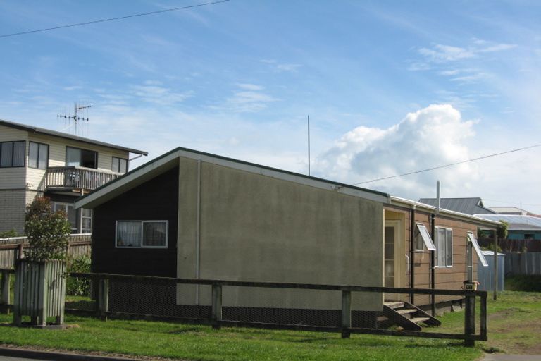 Photo of property in 11 Morgan Street, Castlecliff, Whanganui, 4501