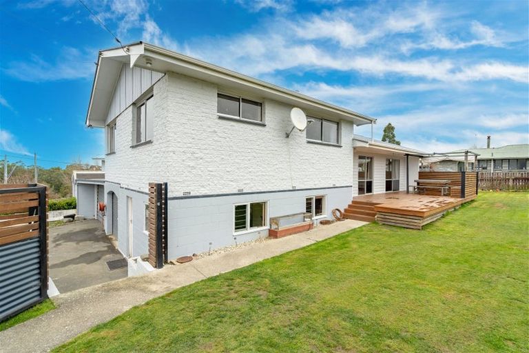 Photo of property in 3 Mcneil Street, Balclutha, 9230