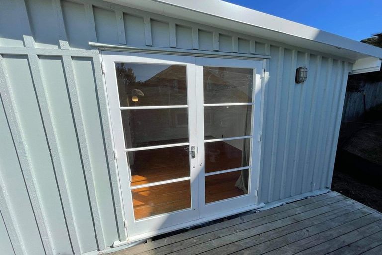 Photo of property in 56 Rewi Street, Torbay, Auckland, 0630