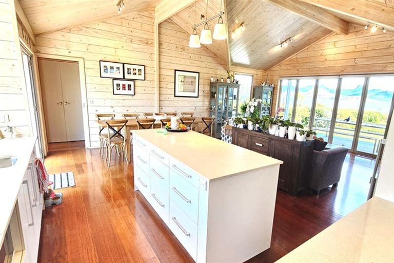 Photo of property in 132 Harbour Drive, Matarangi, Whitianga, 3592