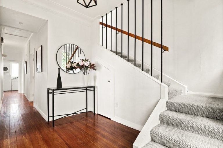 Photo of property in 7 Lock Street, Saint Clair, Dunedin, 9012