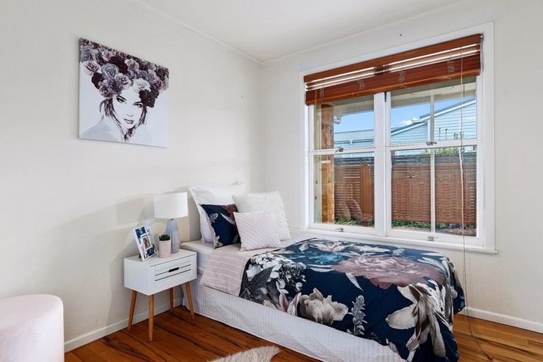 Photo of property in 64a Kings Avenue, Matua, Tauranga, 3110