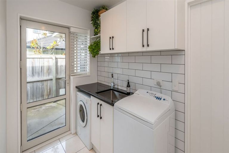 Photo of property in 61 Westpark Drive, Burnside, Christchurch, 8053