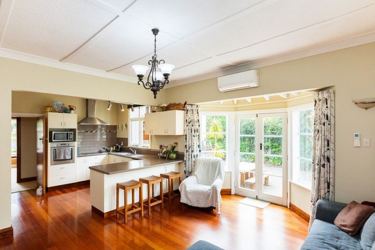 Photo of property in 163 West Street, Feilding, 4702