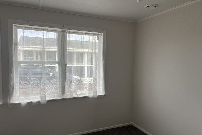 Photo of property in 10 Norfolk Street, Levin, 5510