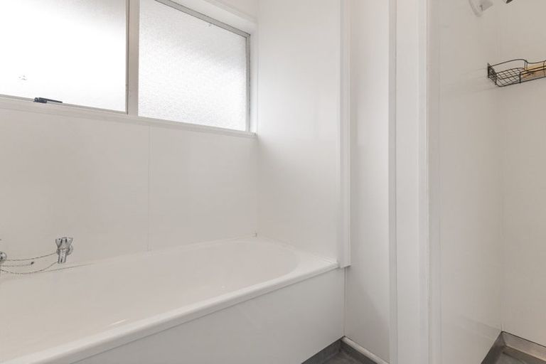 Photo of property in 5 Kawau Crescent, Bromley, Christchurch, 8062