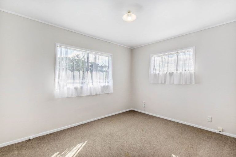 Photo of property in 1/504 Oruarangi Road, Mangere, Auckland, 2022