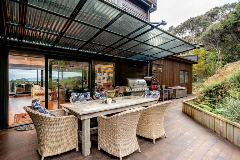 Photo of property in 8 Ngarimu Heights Row, Ngarimu Bay, Thames, 3575