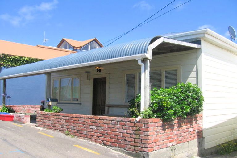 Photo of property in 17 Yale Road, Mount Cook, Wellington, 6021