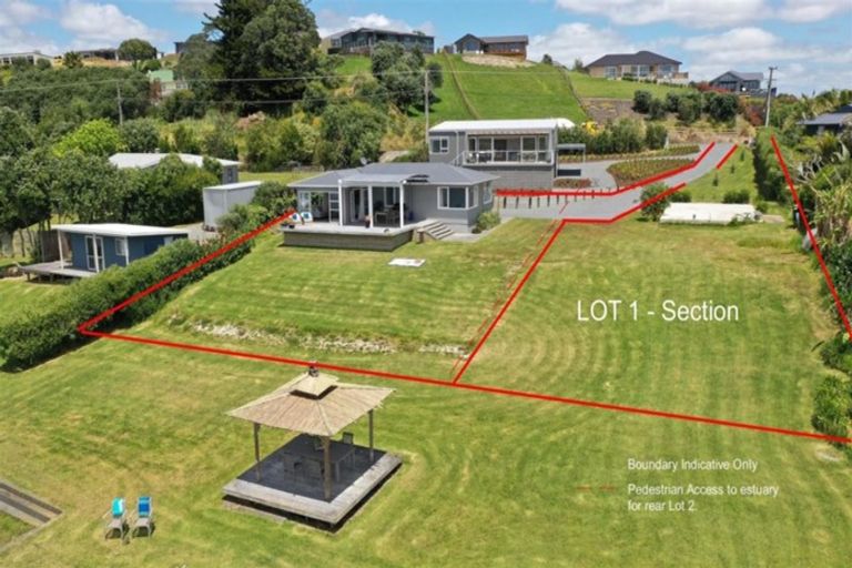 Photo of property in 249 Cove Road, Waipu, 0582