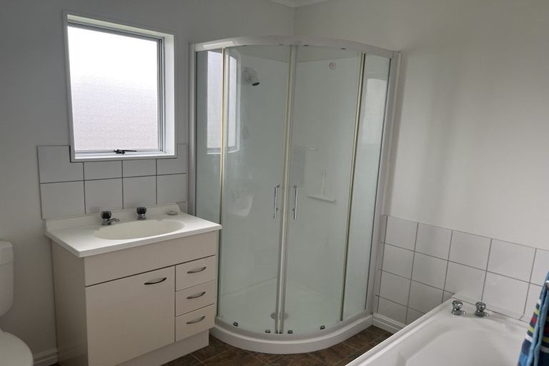 Photo of property in 45b Lyn Grove, Papamoa Beach, Papamoa, 3118