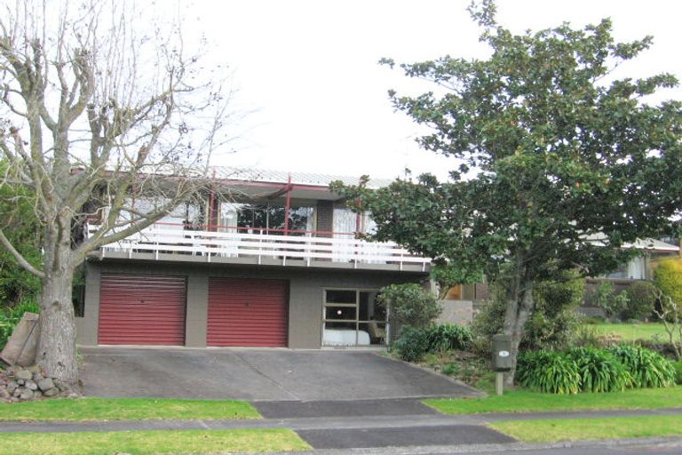 Photo of property in 5 Cattanach Street, St Andrews, Hamilton, 3200