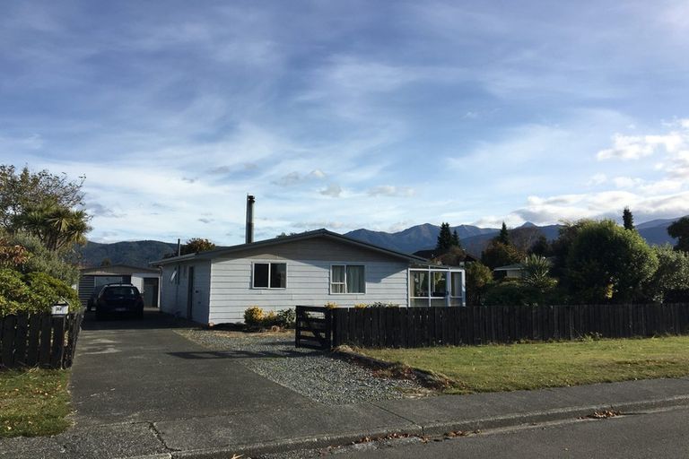 Photo of property in 33 Henry Street, Te Anau, 9600