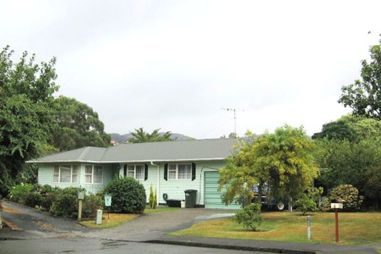 Photo of property in 8 Patutu Grove, Trentham, Upper Hutt, 5018