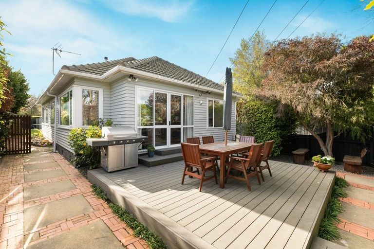 Photo of property in 6 Wilding Street, Saint Martins, Christchurch, 8022