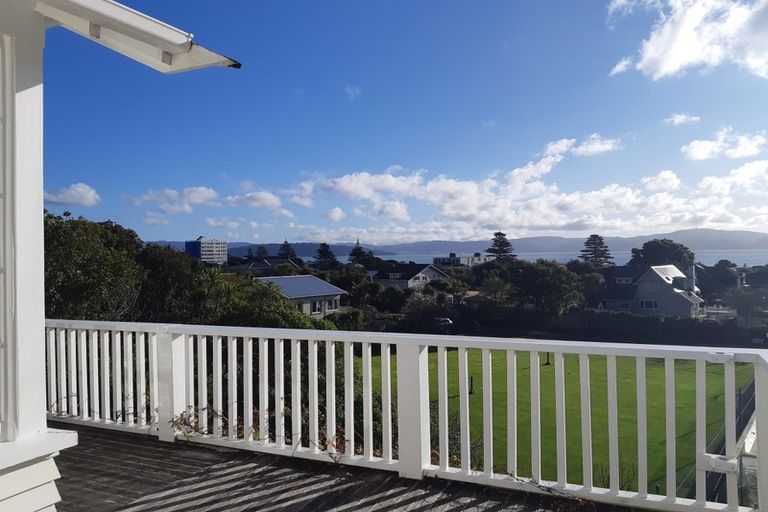 Photo of property in 6 Manuka Terrace, Eastbourne, Lower Hutt, 5013
