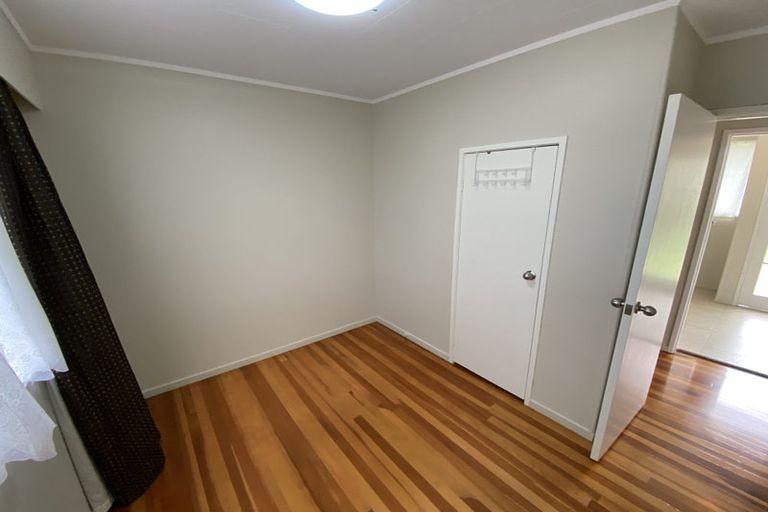 Photo of property in 12 Aarts Avenue, Manurewa, Auckland, 2102