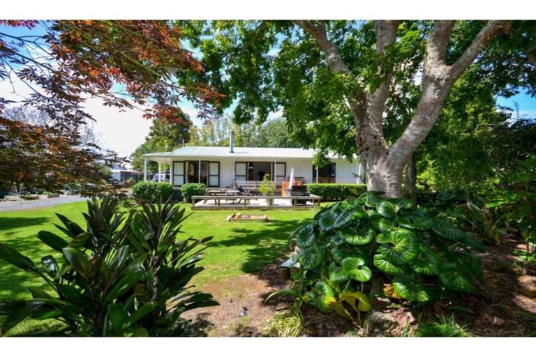 Photo of property in 43 Riverview Road, Kerikeri, 0230
