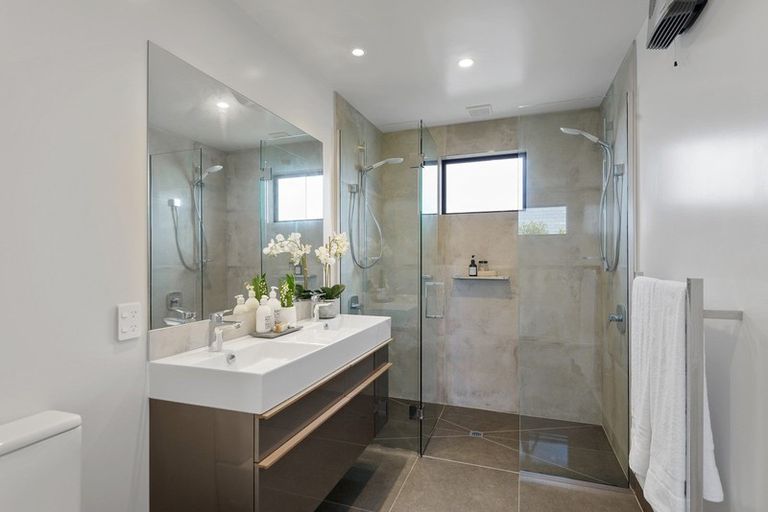 Photo of property in 88c Hinau Street, Riccarton, Christchurch, 8041