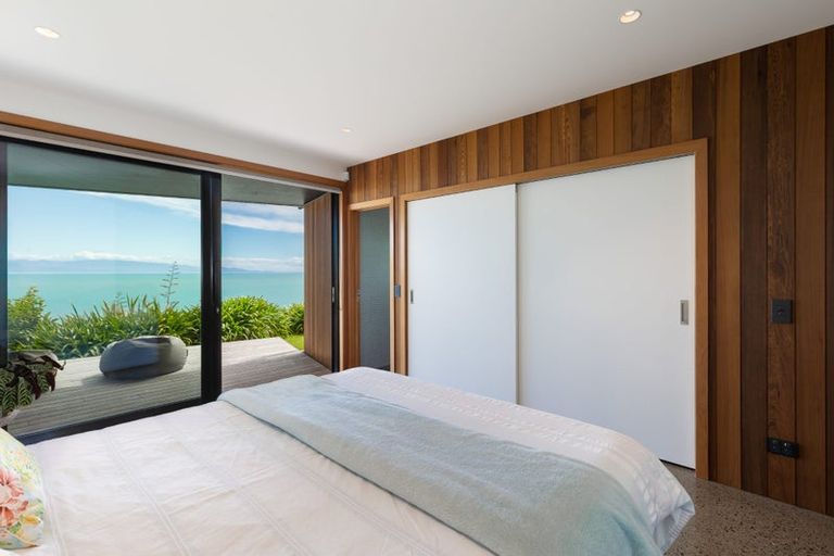 Photo of property in 36 The Cliffs, Britannia Heights, Nelson, 7010